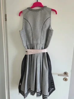 Krüger Dirndl gr 44