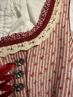 Krüger Dirndl Rot mit Bluse | XL