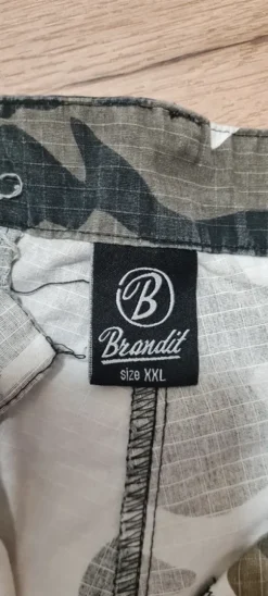 Kurze Bundeswehrhose