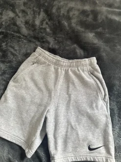 Kurze Hose