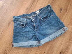 Kurze Hose/Short