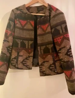 Kurze Jacke
