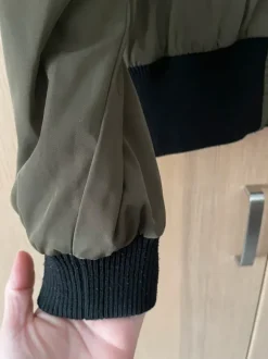 Kurze Jacke/Bomberjacke