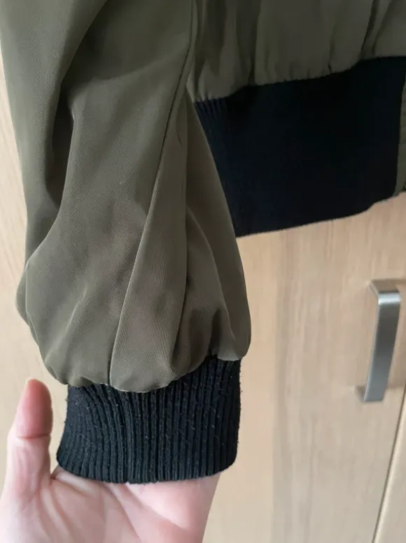 Kurze Jacke/Bomberjacke