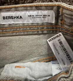 Kurze Jeans