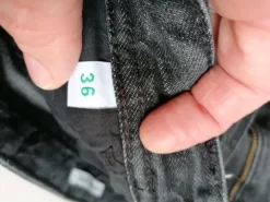 Kurze Jeanshose 36