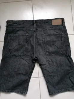 Kurze Jeanshose 36