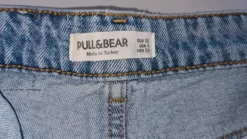 Kurze Jeanshose/Short von Pull&Bear, Gr. 36