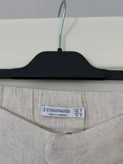 Kurze Leinenhose, Stradivarius