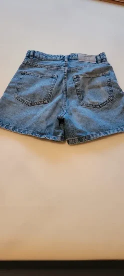 Kurze Pull&Bear Hose Gr. S / 36