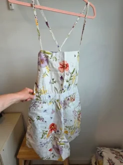 Kurzer Jumpsuit