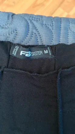 Kurzer Pullover