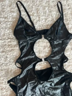 Kurzes Kleid schwarz Party Nachtwäsche