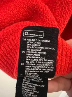 Kuscheliger Pullover rot / & other Stories