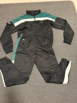 Lacoste Trainingspak maatje L