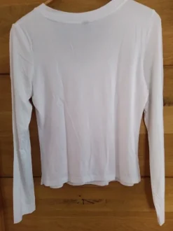 Langarmshirt mit V-Ausschnitt
