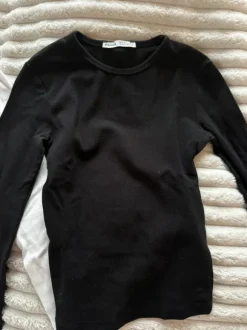 Langarmshirts schwarz & weiß