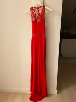 Langes Kleid rückenfrei mit Spitze Größe S
