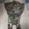 Latzhose für Frauen.