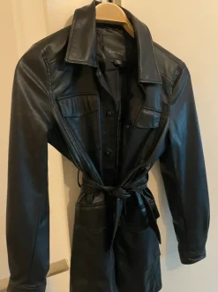 Leder Hemdjacke mit Gürtel