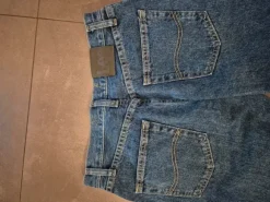 Lee Jeans
