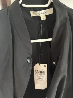 Leichte Jacke