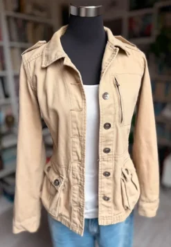Leichte Jacke im Military Style von Esprit