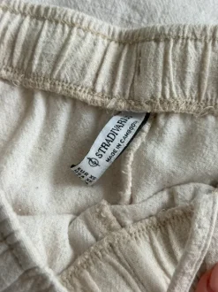 Leinenhose in Creme Stradivarius