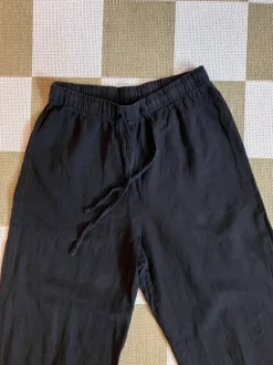 Leinenhose Monki schwarz