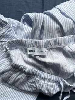 Leinhose gestreift