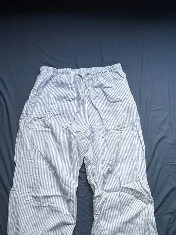 Leinhose gestreift