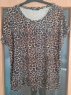 Leo Shirt