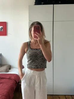 Leo Top