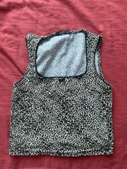 Leo Top