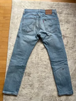 Levi’s 512
