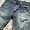 Levi’s 514 cropped bermuda shorts