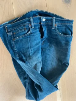 Levis Jeans blau Gerade geschnitten