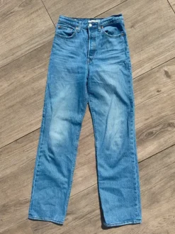 Levi's Ribcage 26/30