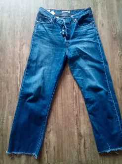 Levi's Ribcage W31