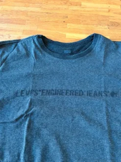 Levi’s T-Shirt
