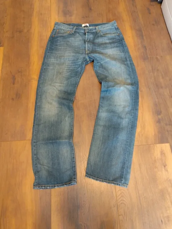 Levis Vintage Jeans 501 (d21)