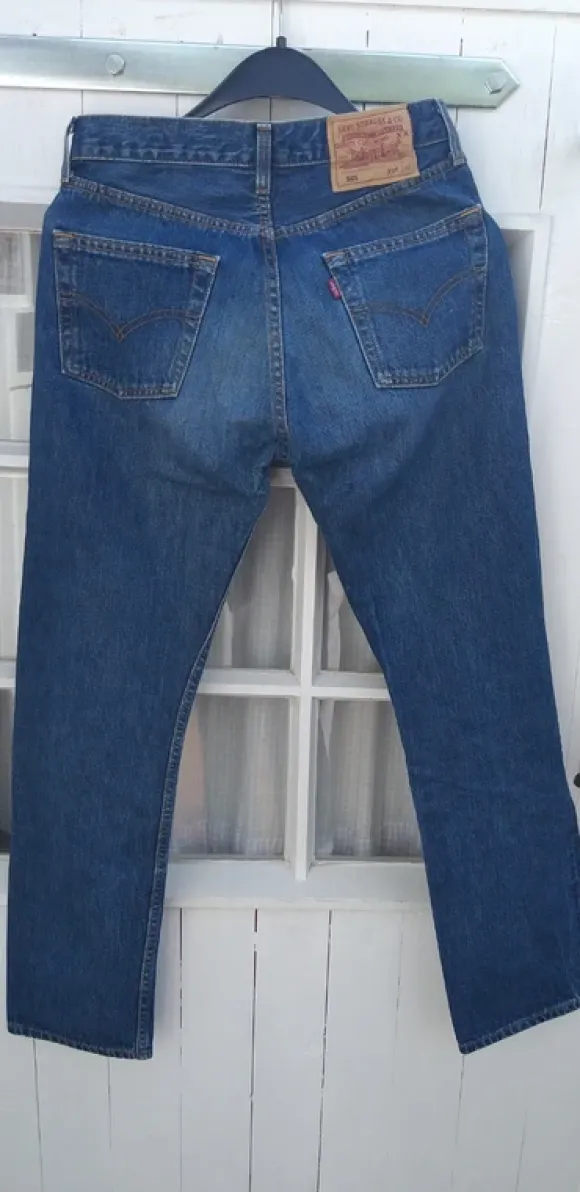 Levis,501,W29/L30,must have