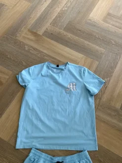 Lichtblauw setje!