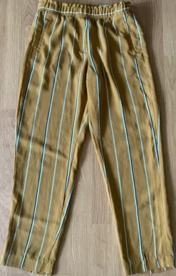 Lockere gestreifte Hose