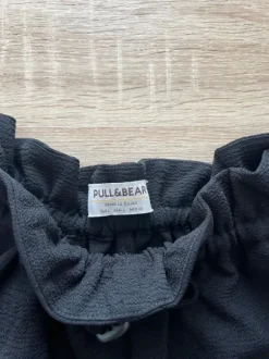 Lockere Shorts von Pull&Bear - Größe M