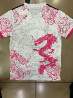 Maglia hello kitty X Real Madrid rosa | Vinted