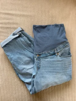 Mama Jeans