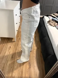 Mama Jeans Weiß