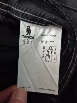 Mascot Hose