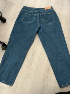 Mom Jeans
